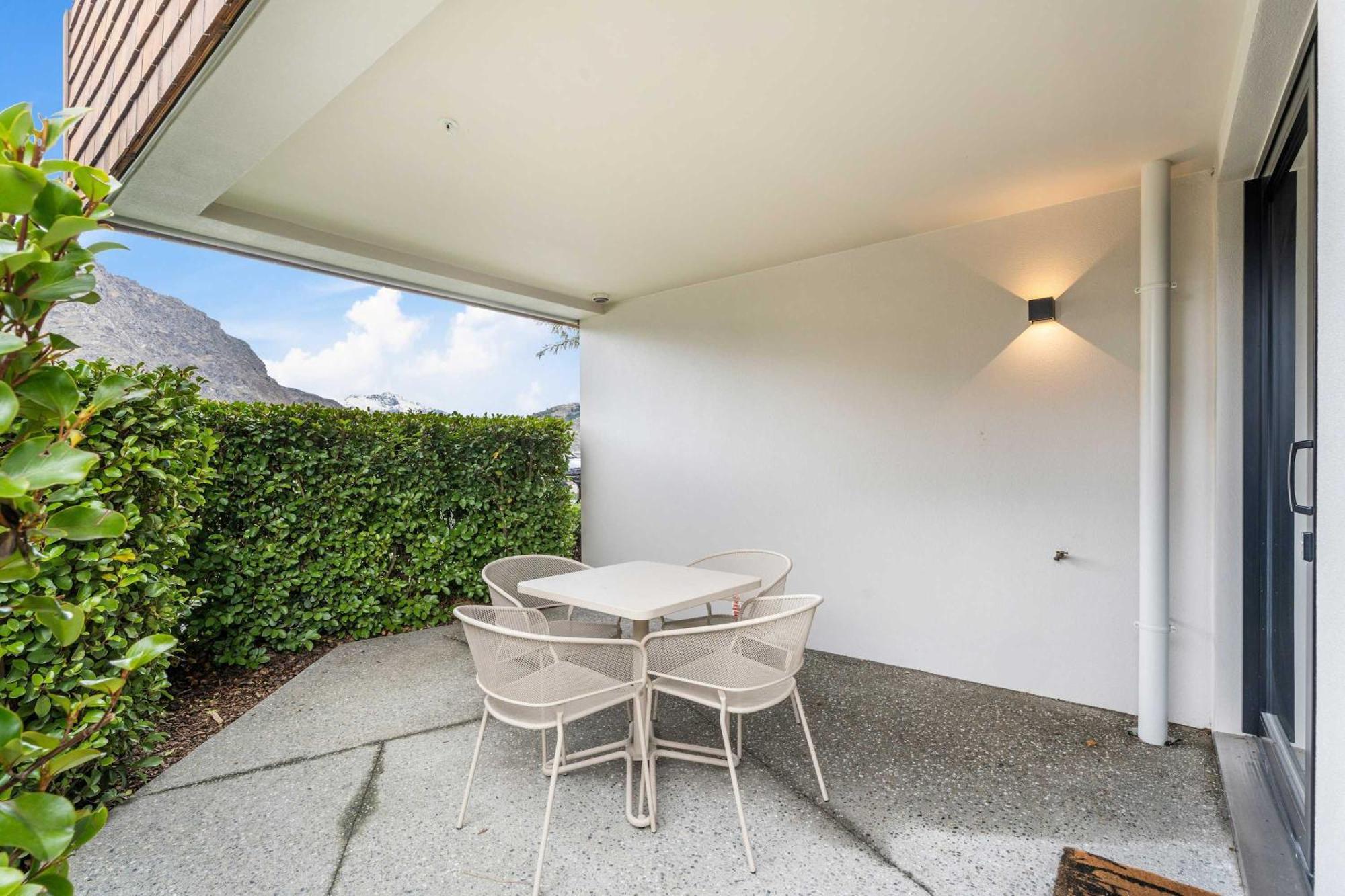 Rehia At La Residence Du Parc Queenstown Exterior photo